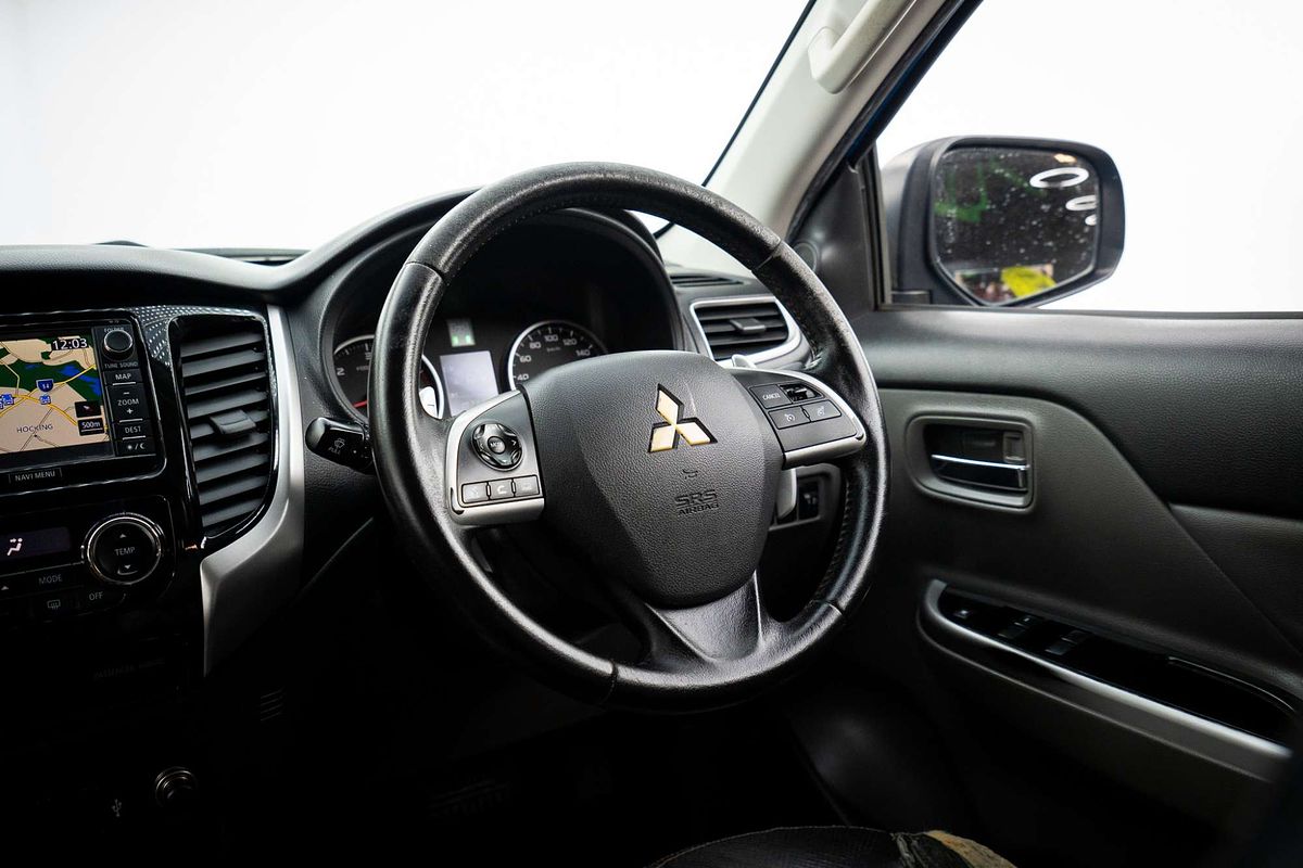 2015 Mitsubishi Triton Exceed MQ 4X4