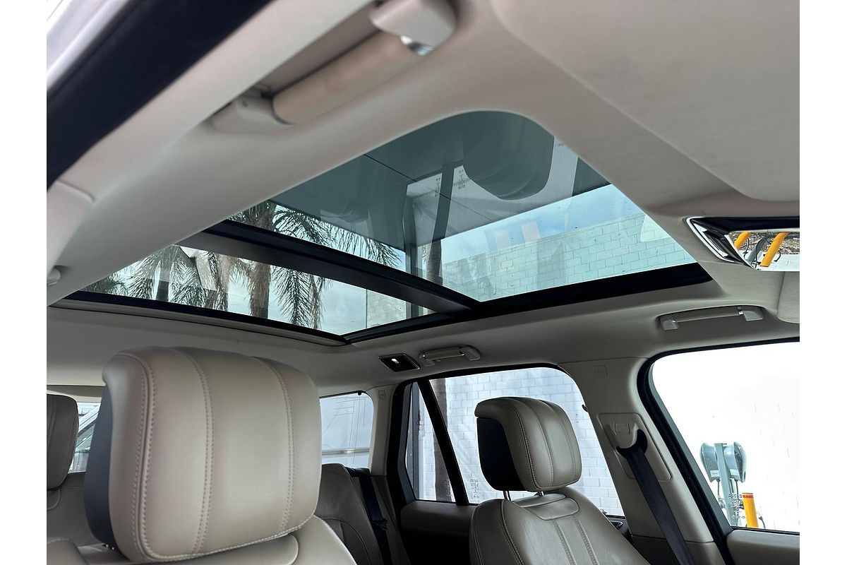 2018 Land Rover Range Rover SDV6 Vogue L405