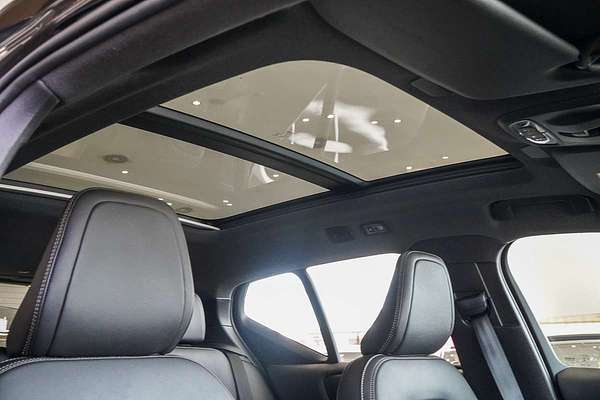 2021 Volvo XC40 Recharge Plug-In Hybrid