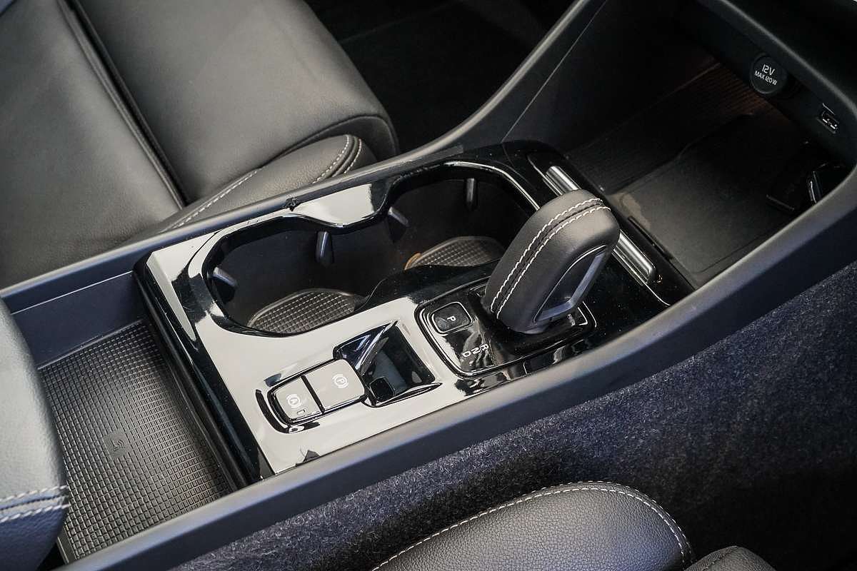 2021 Volvo XC40 Recharge Plug-In Hybrid