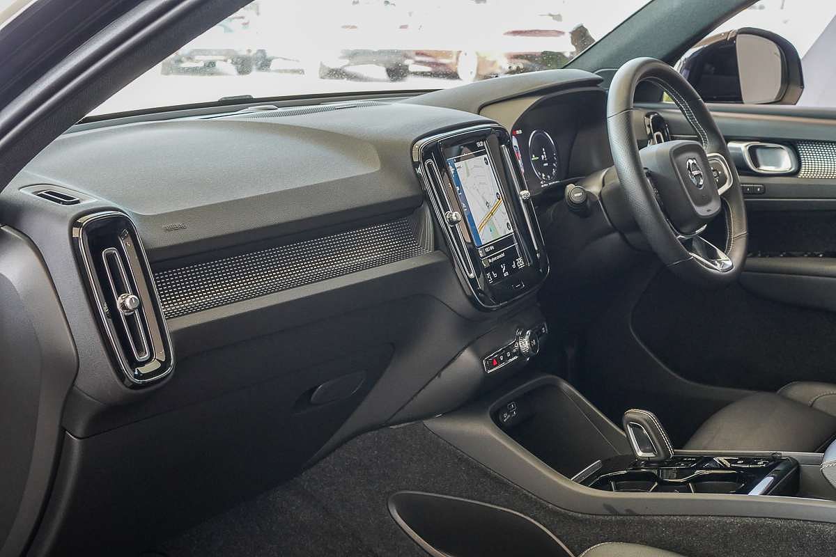 2021 Volvo XC40 Recharge Plug-In Hybrid