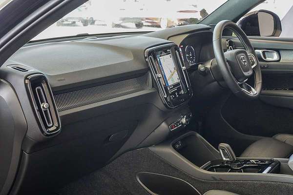 2021 Volvo XC40 Recharge Plug-In Hybrid