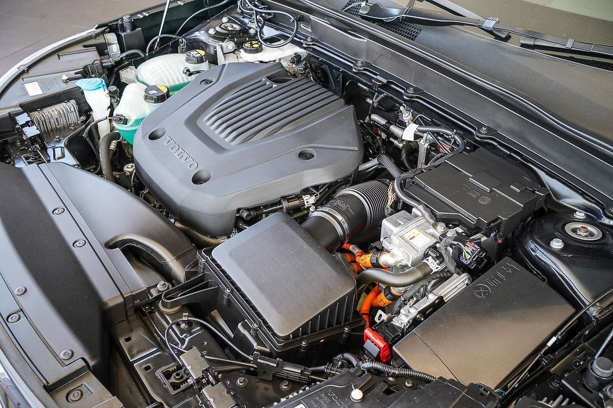 2021 Volvo XC40 Recharge Plug-In Hybrid