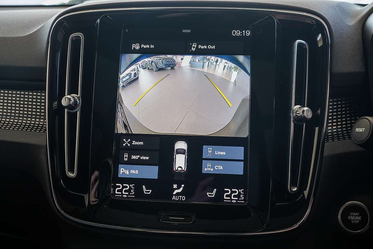 2021 Volvo XC40 Recharge Plug-In Hybrid