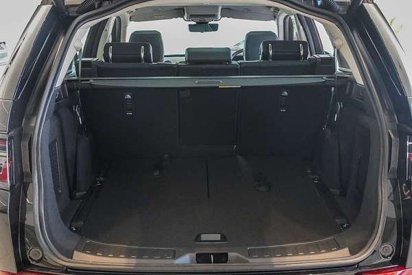 2024 Land Rover Discovery Sport P200 S L550