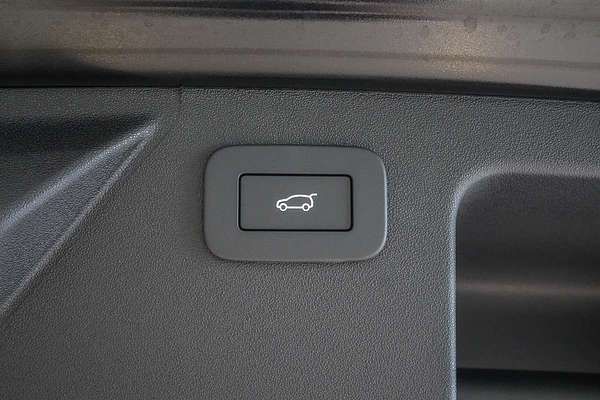 2024 Land Rover Discovery Sport P200 S L550