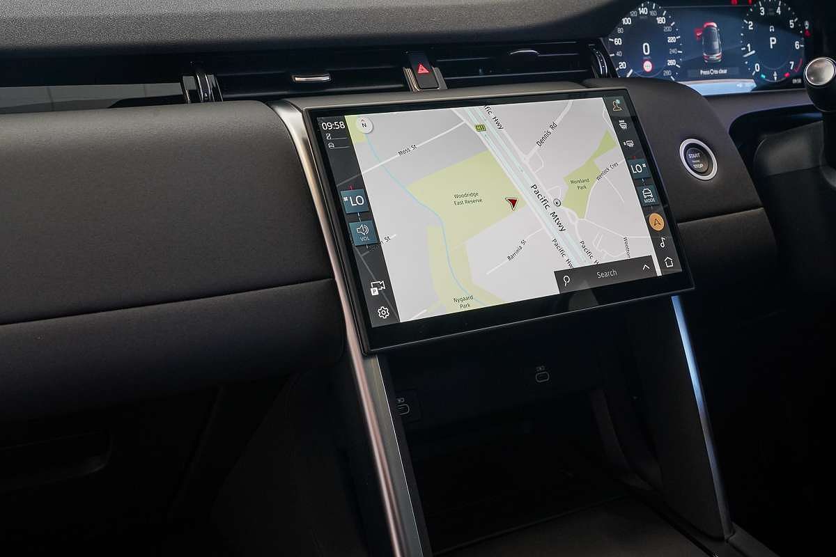2024 Land Rover Discovery Sport P200 S L550