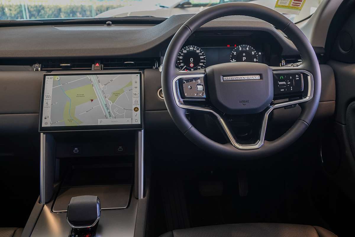 2024 Land Rover Discovery Sport P200 S L550