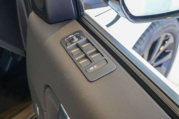 2024 Land Rover Discovery Sport P200 S L550