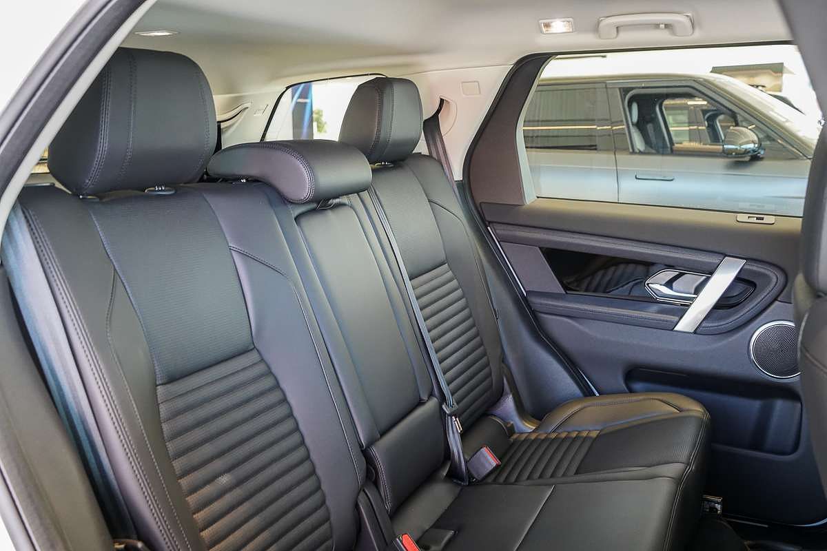 2024 Land Rover Discovery Sport P200 S L550