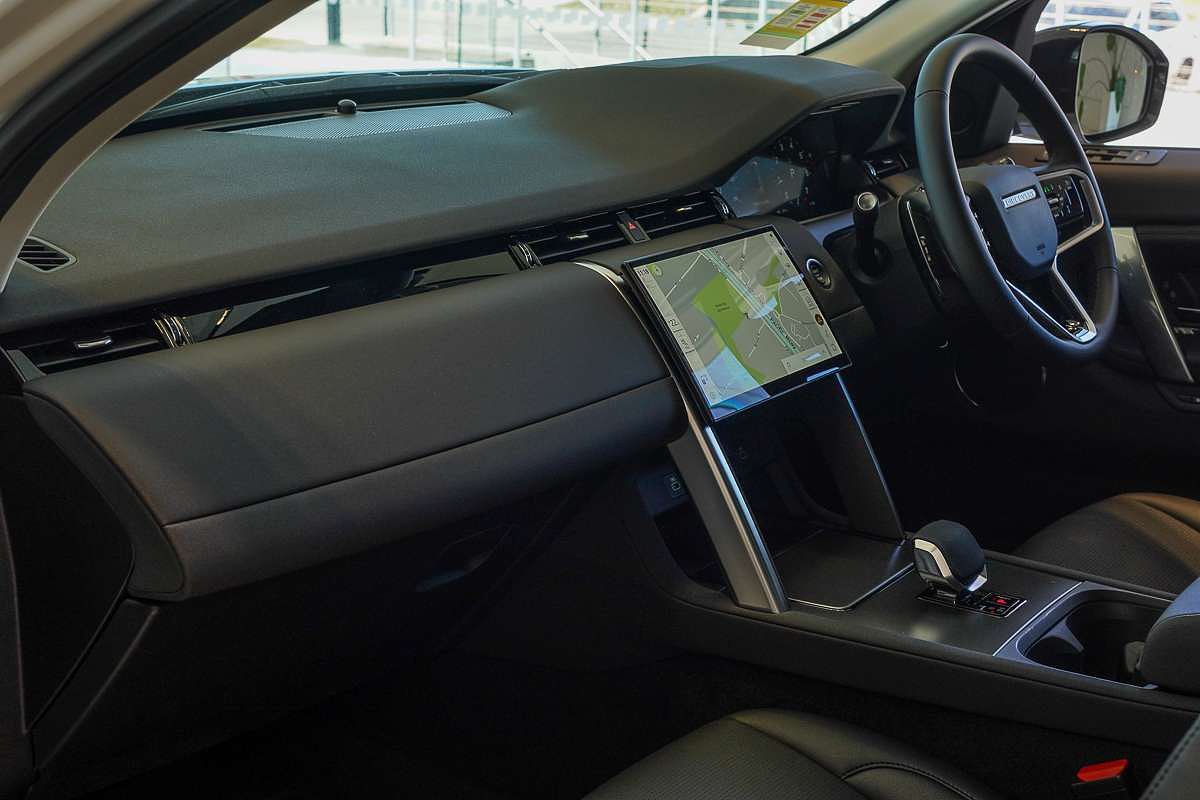 2024 Land Rover Discovery Sport P200 S L550
