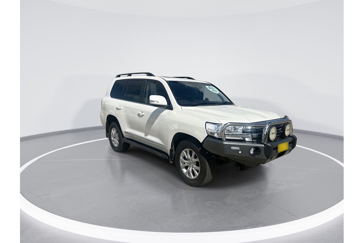2021 Toyota Landcruiser Sahara VDJ200R