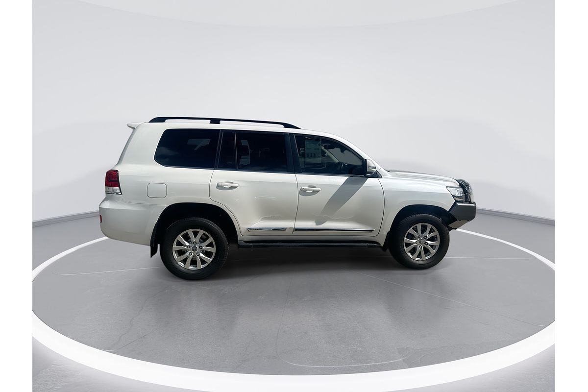 2021 Toyota Landcruiser Sahara VDJ200R