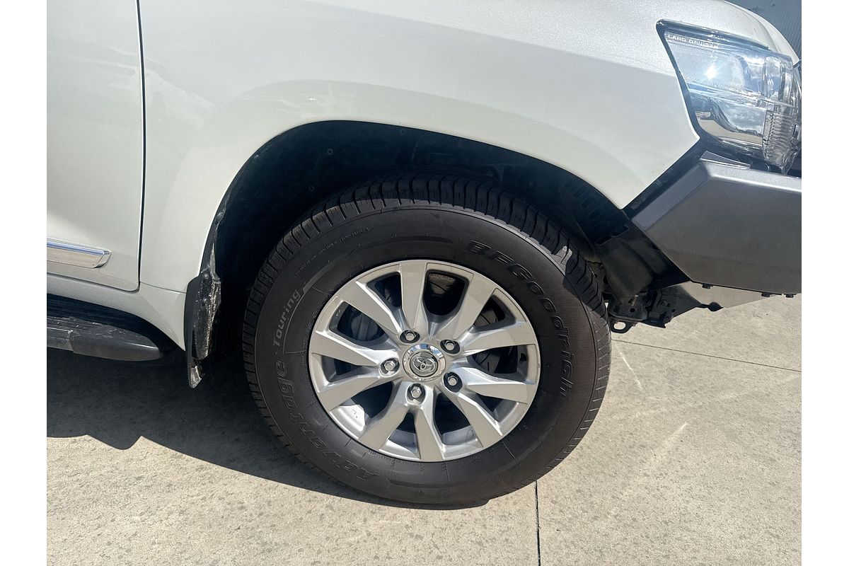 2021 Toyota Landcruiser Sahara VDJ200R