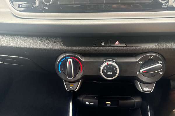 2021 Kia Rio S YB