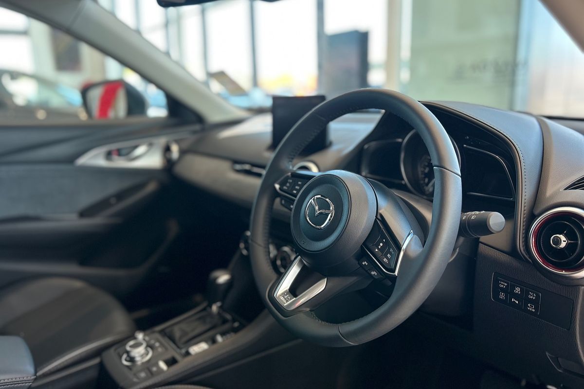 2025 Mazda CX-3 G20 Akari DK