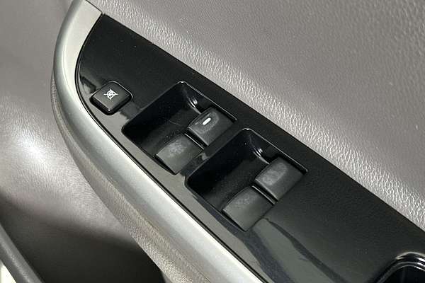 2016 Mitsubishi Triton GLS MQ 4X4