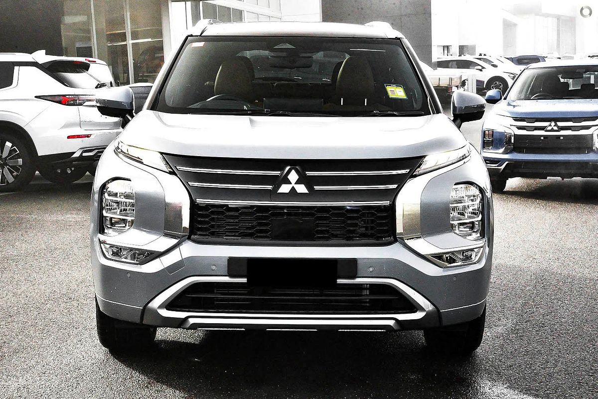 2025 Mitsubishi Outlander Exceed Tourer ZM
