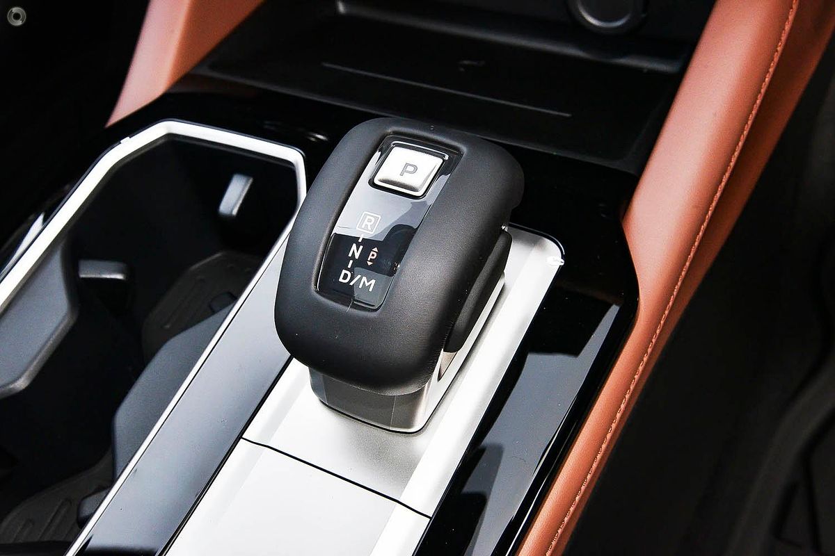 2025 Mitsubishi Outlander Exceed Tourer ZM