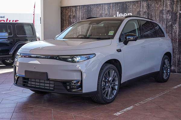 2025 Leapmotor C10 REEV Ultra Hybrid Design B11