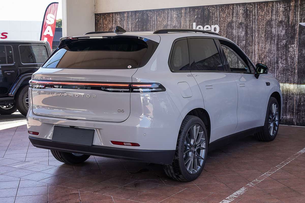 2025 Leapmotor C10 REEV Ultra Hybrid Design B11