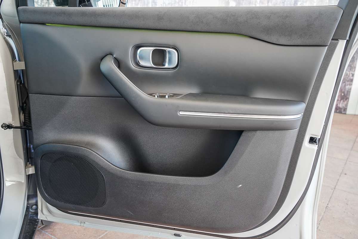 2025 Leapmotor C10 REEV Ultra Hybrid Design B11