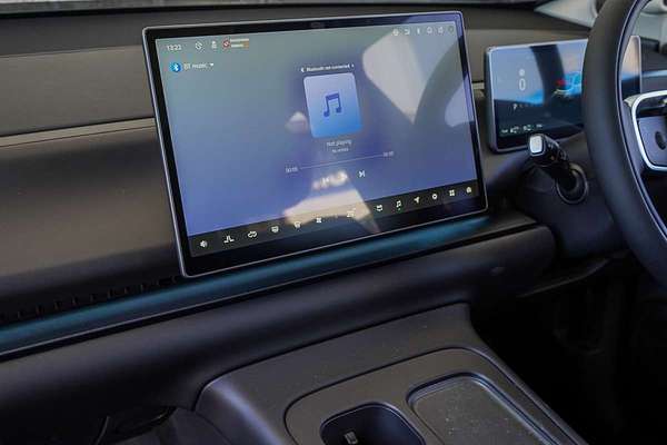 2025 Leapmotor C10 REEV Ultra Hybrid Design B11