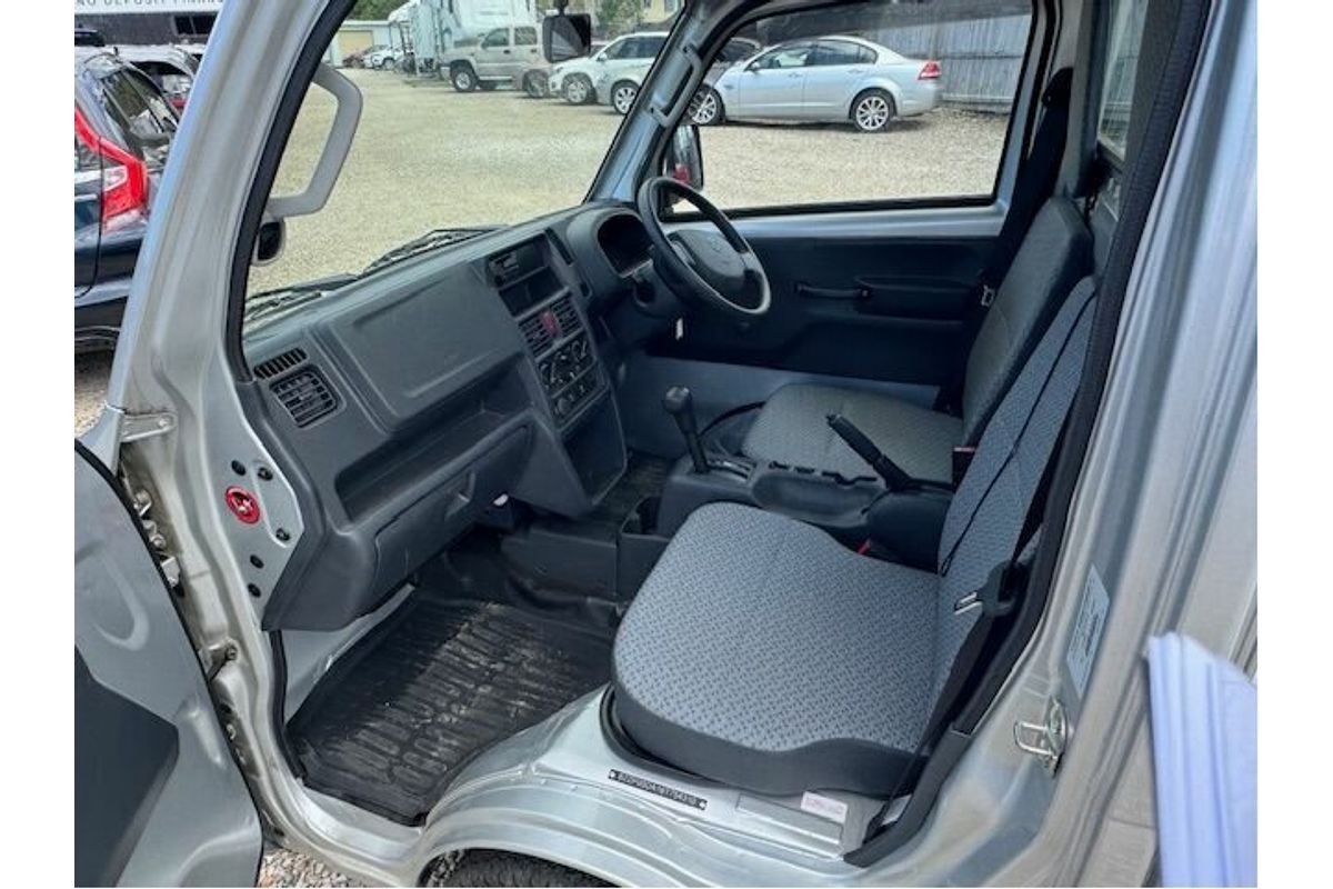 2023 Suzuki Carry KC DA16T ALL WHEEL DRIVE