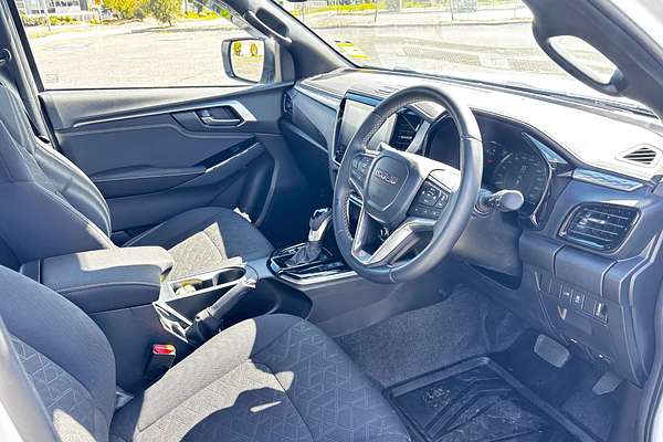 2025 Isuzu D-MAX LS-U 4X4