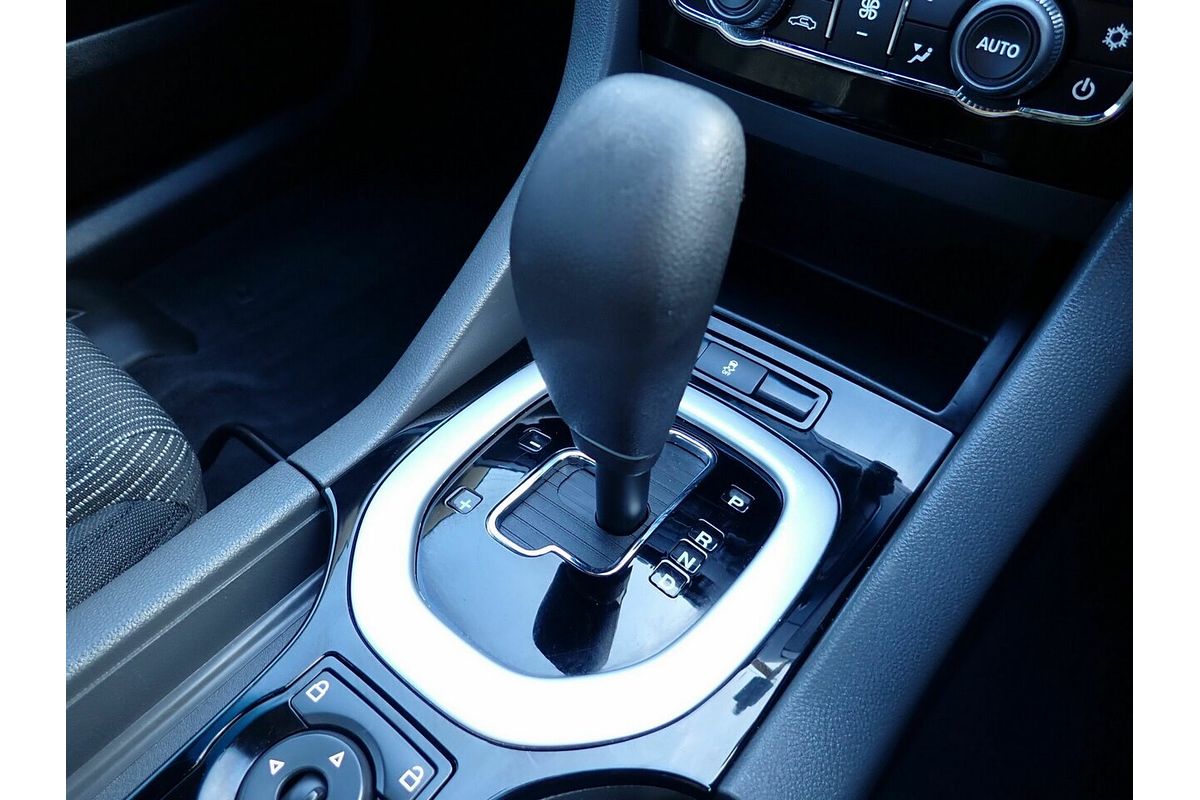 2010 Holden Commodore SV6 VE II