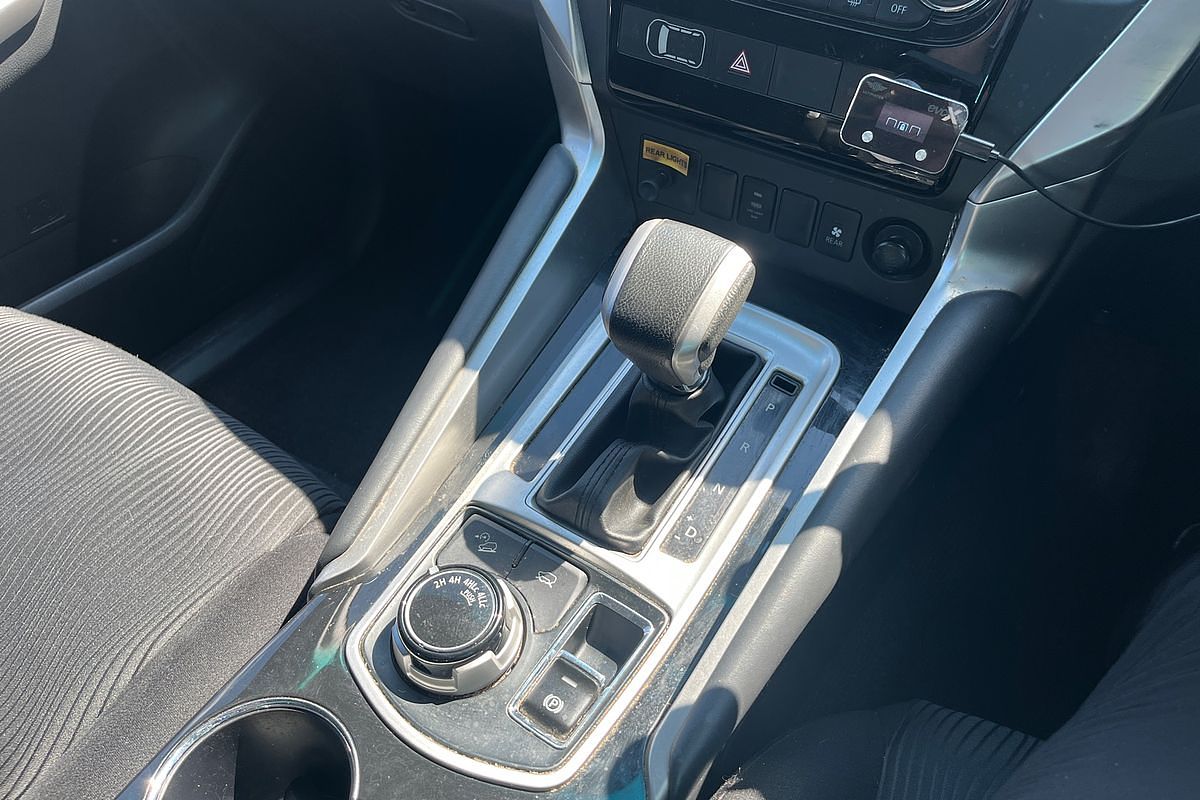 2019 Mitsubishi Pajero Sport GLX QE