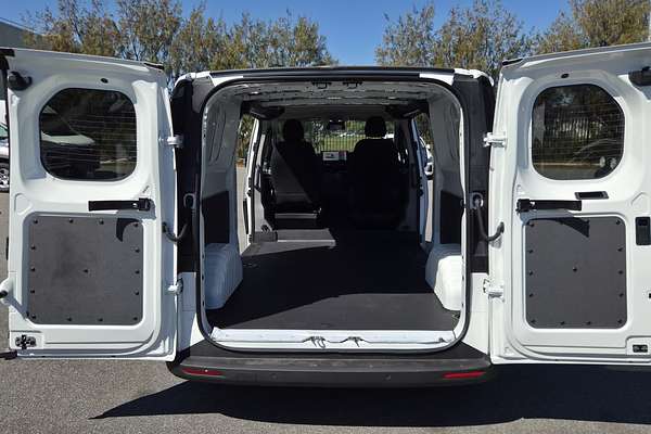 2025 LDV Deliver 7   LWB Low Roof