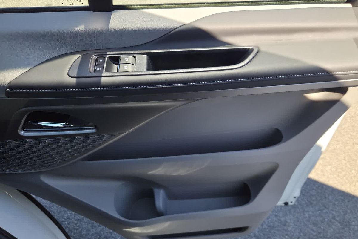 2025 LDV Deliver 7   LWB Low Roof