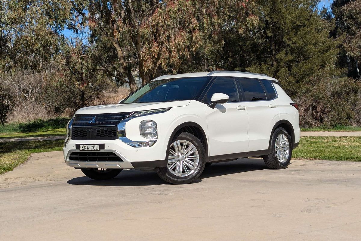 2021 Mitsubishi Outlander LS ZM