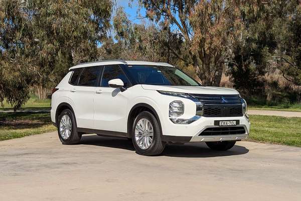 2021 Mitsubishi Outlander LS ZM