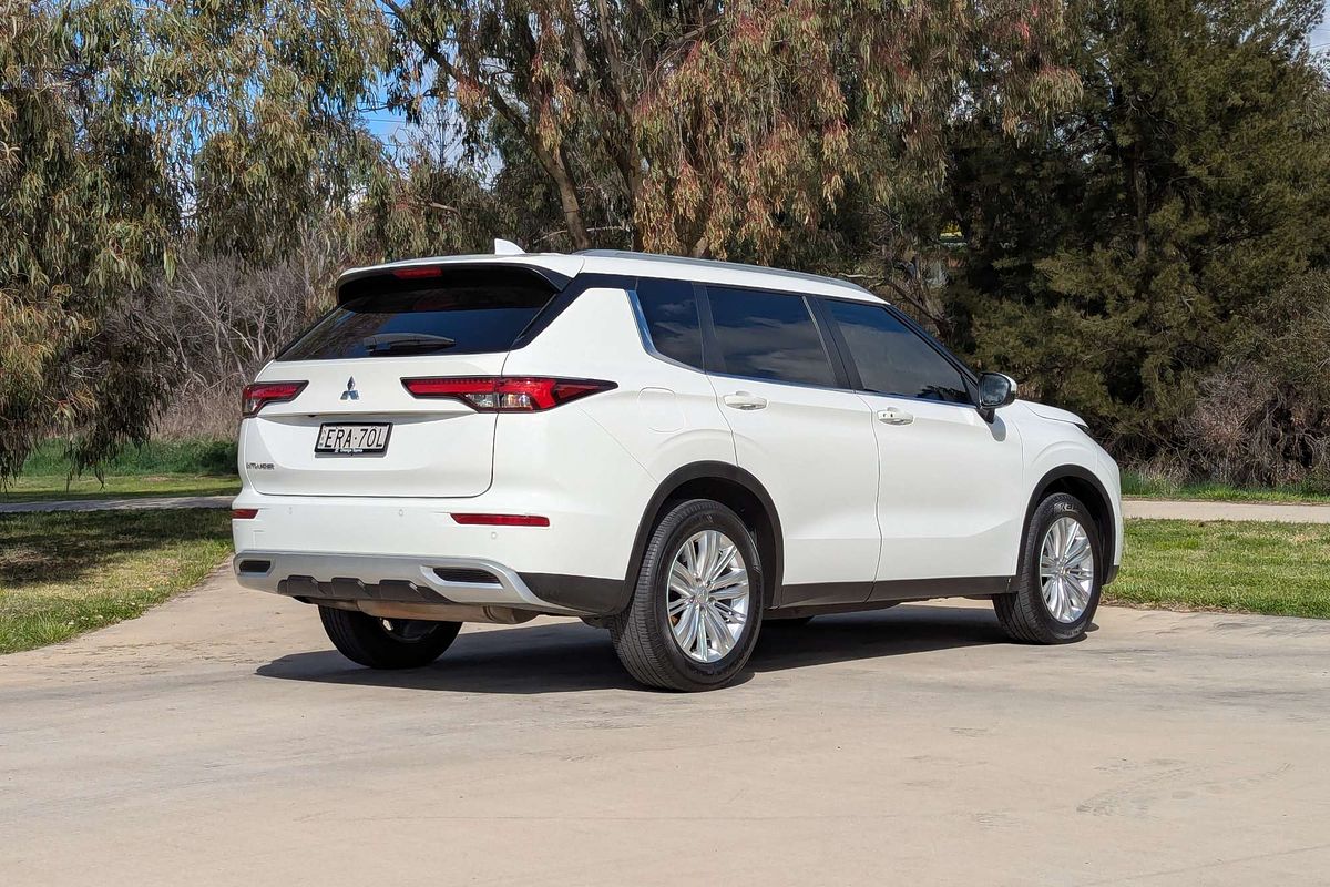 2021 Mitsubishi Outlander LS ZM