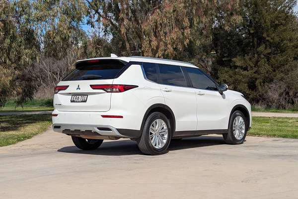 2021 Mitsubishi Outlander LS ZM