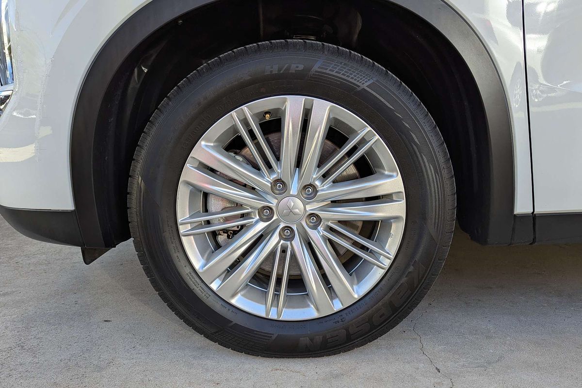 2021 Mitsubishi Outlander LS ZM