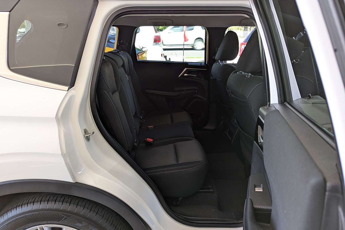 2021 Mitsubishi Outlander LS ZM