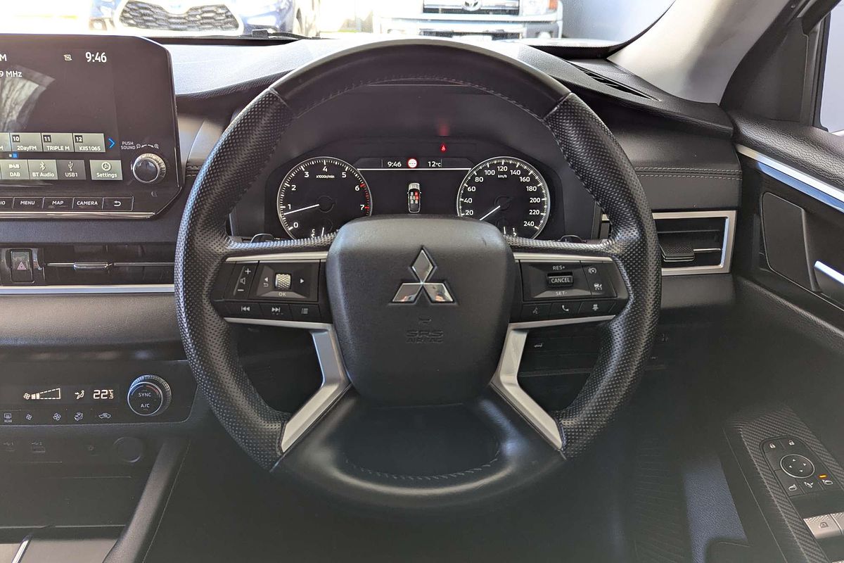 2021 Mitsubishi Outlander LS ZM