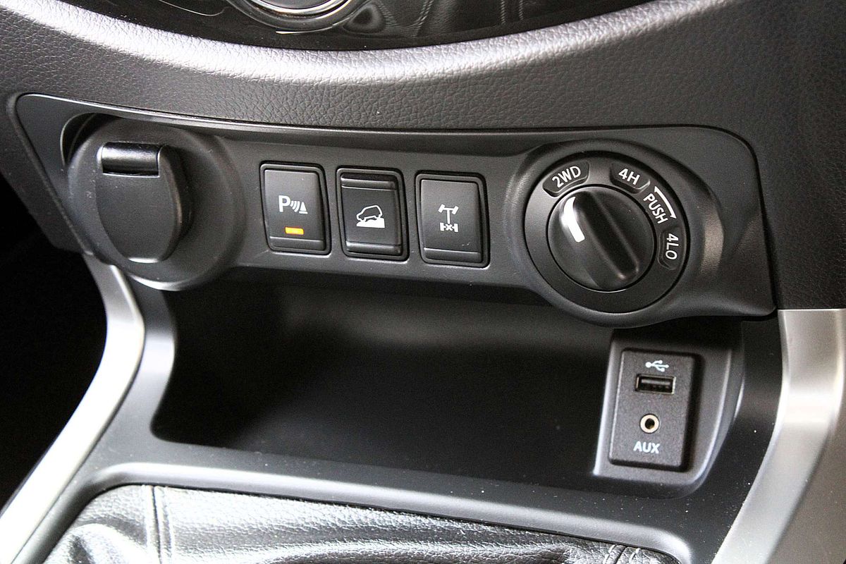 2017 Nissan Navara ST-X D23 Series 2 4X4