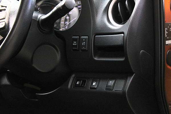 2017 Nissan Navara ST-X D23 Series 2 4X4