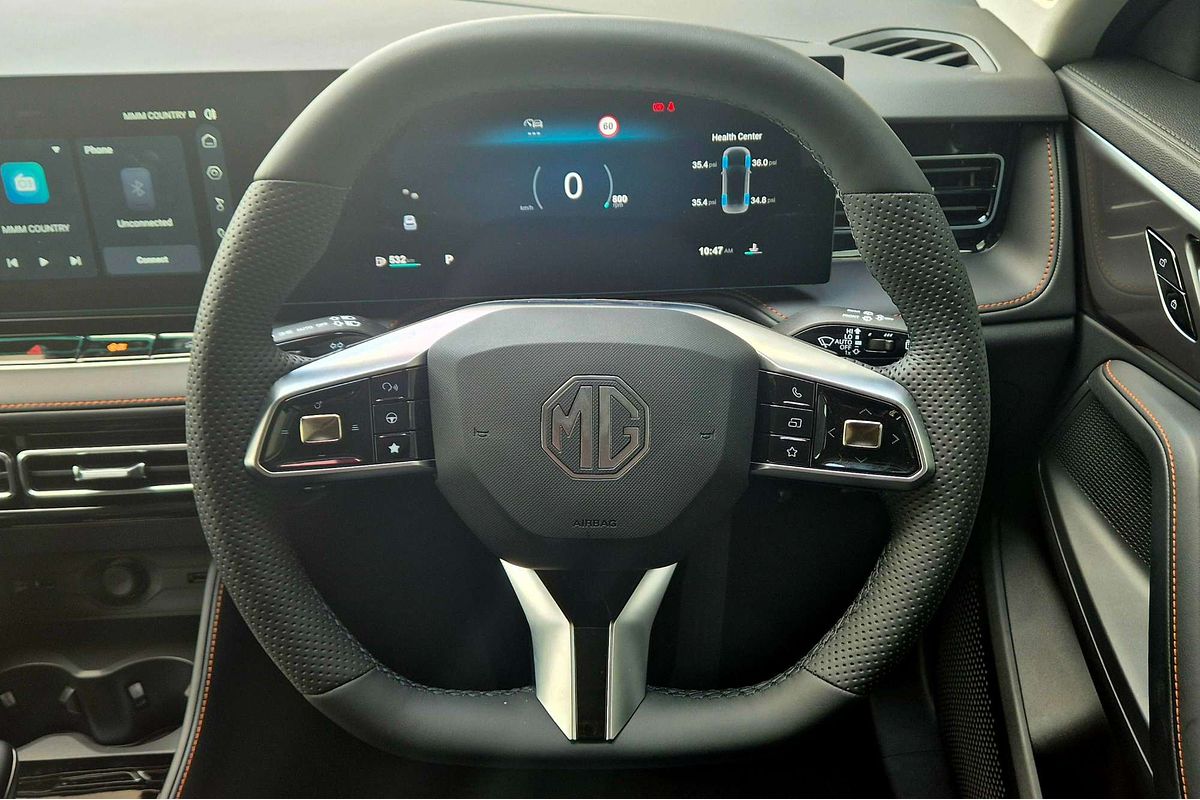 2025 MG HS Vibe AS33