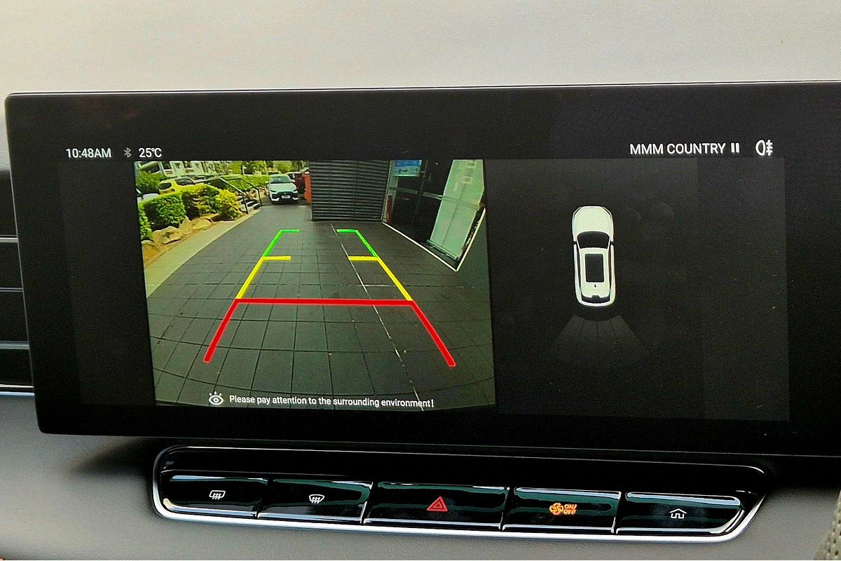 2025 MG HS Vibe AS33