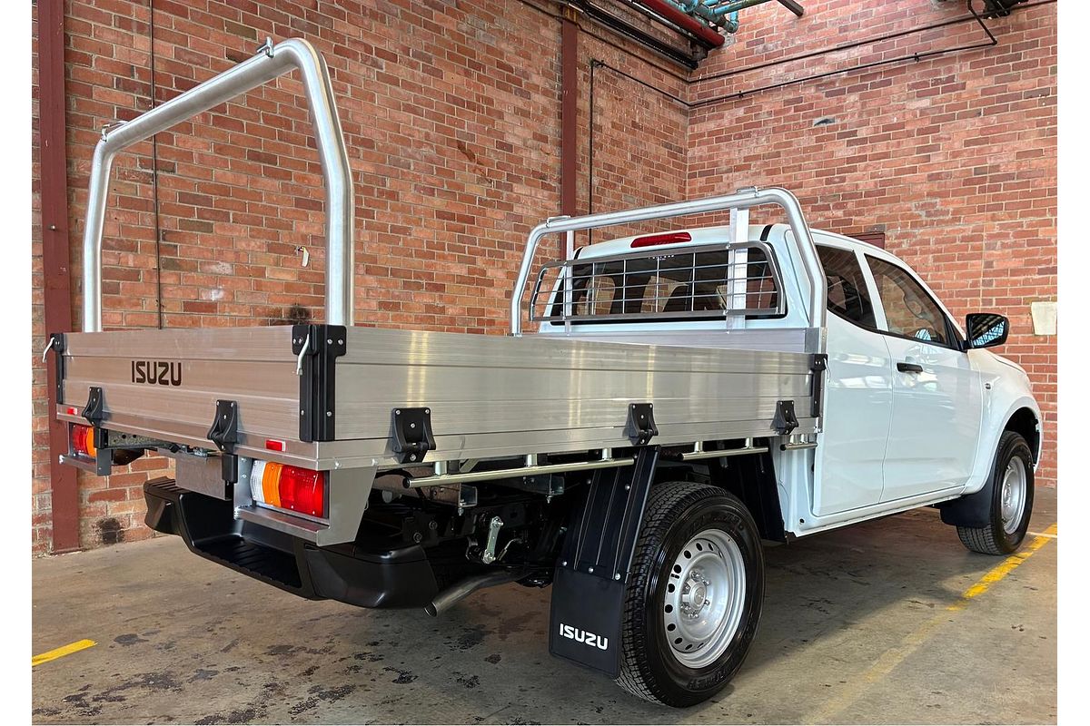 2025 Isuzu D-MAX SX 4X4