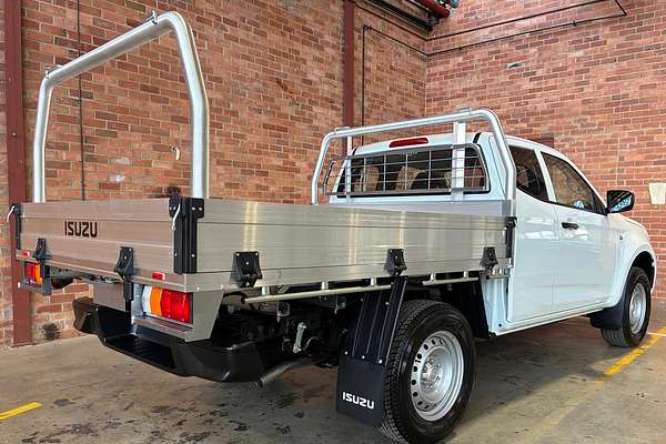 2025 Isuzu D-MAX SX 4X4
