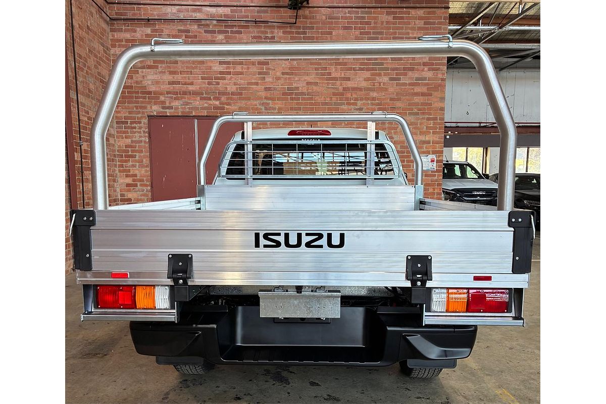 2025 Isuzu D-MAX SX 4X4