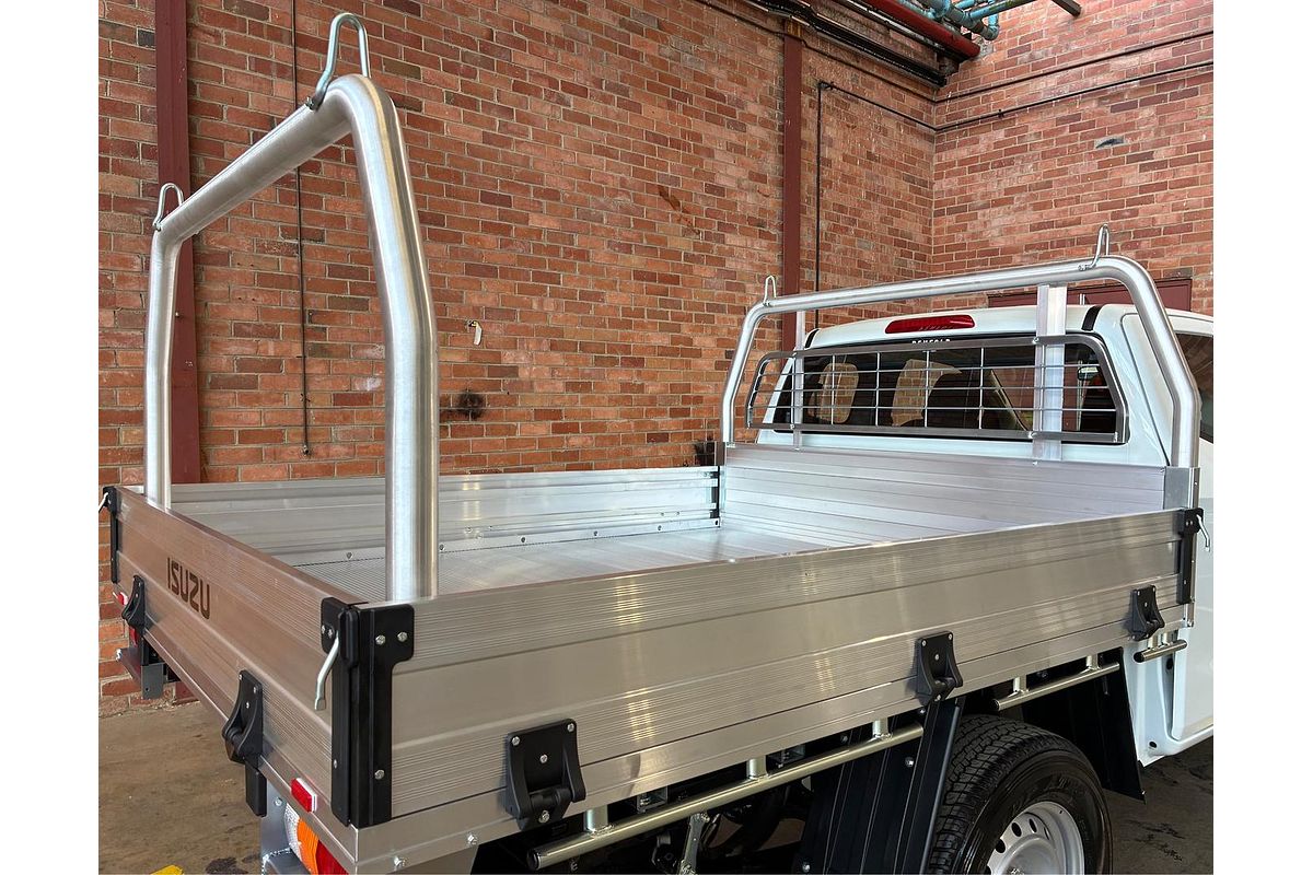 2025 Isuzu D-MAX SX 4X4