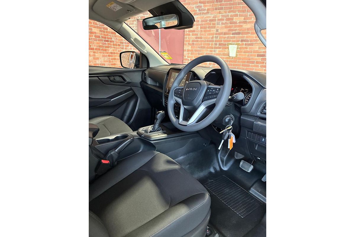 2025 Isuzu D-MAX SX 4X4