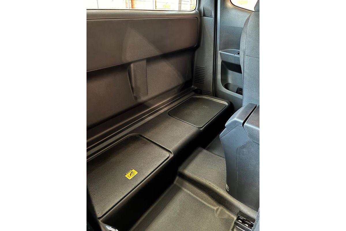 2025 Isuzu D-MAX SX 4X4
